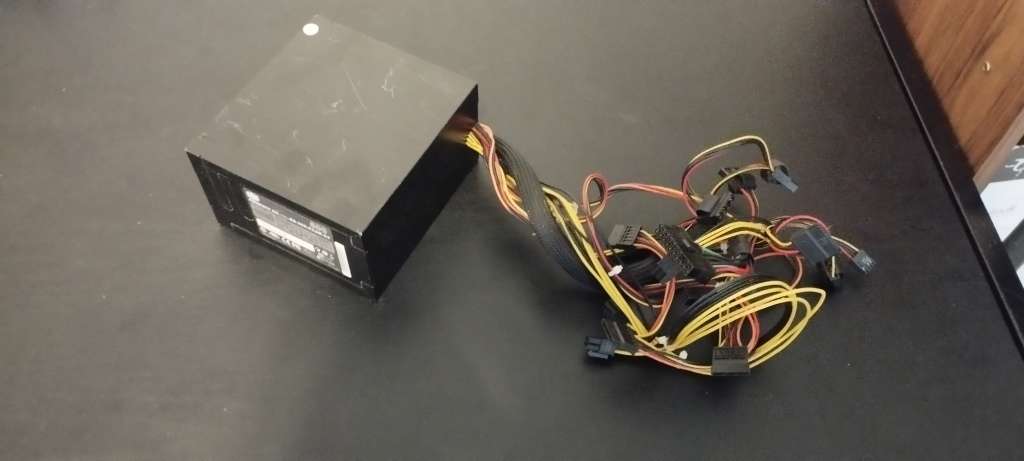 Power Supplies (Untested And Possibly Faulty)