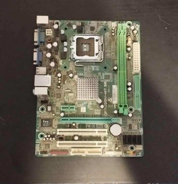 Intel Motherboards (Untested And Possibly Faulty)
