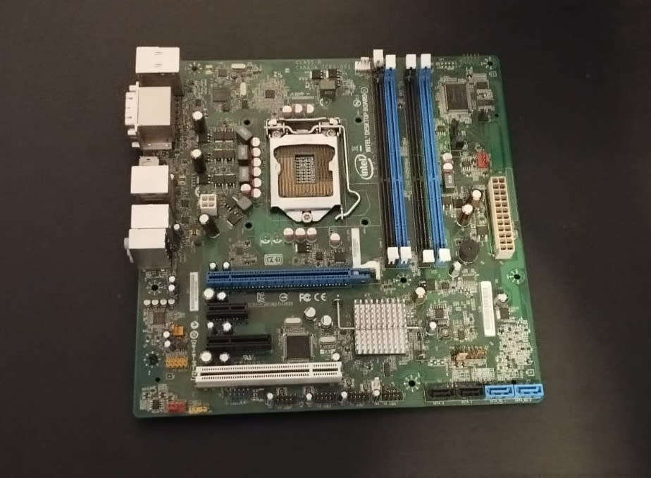 Intel Motherboards (Untested And Possibly Faulty)