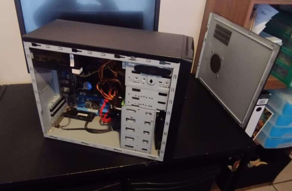 Great Office PC (Intel i3 2105, 8GB DDR3, 2TB HDD, Cooler Master Case, 500W Power Supply) For Sale!