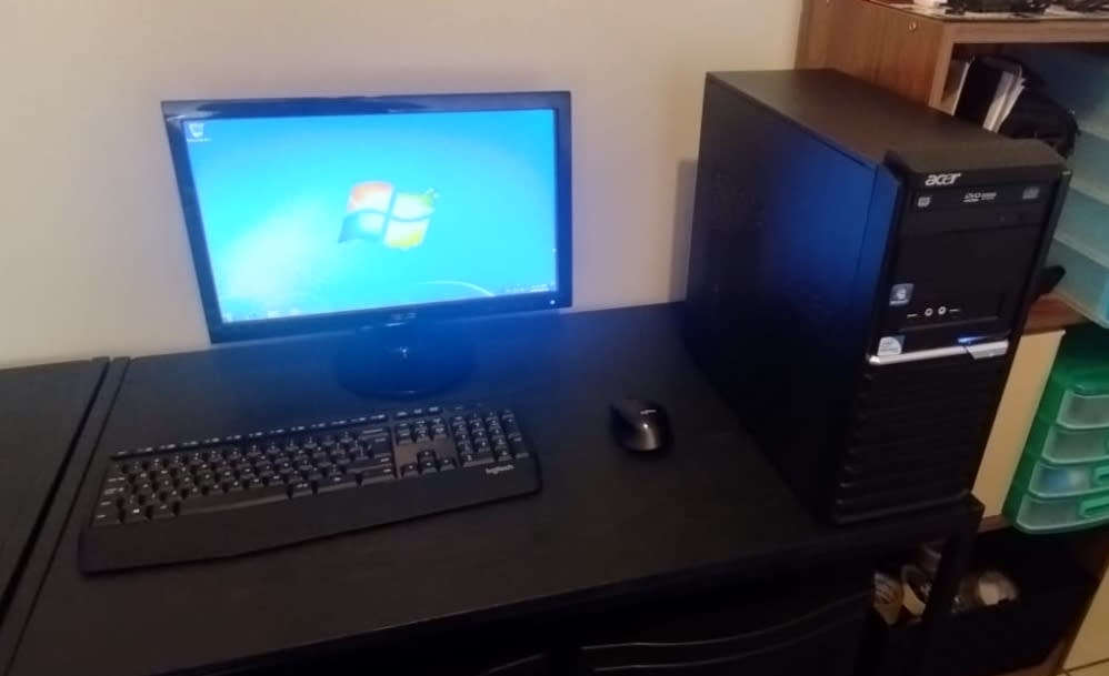 Acer Office PC (Intel Pentium E6700, 4GB DDR3, 300 GB HDD, DVD Rom, 300 W Power Supply) For Sale!