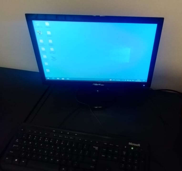 Great Deal! Asus 19 Inch LED Monitor (VS197DE) 75Hz (1366x768) For Sale