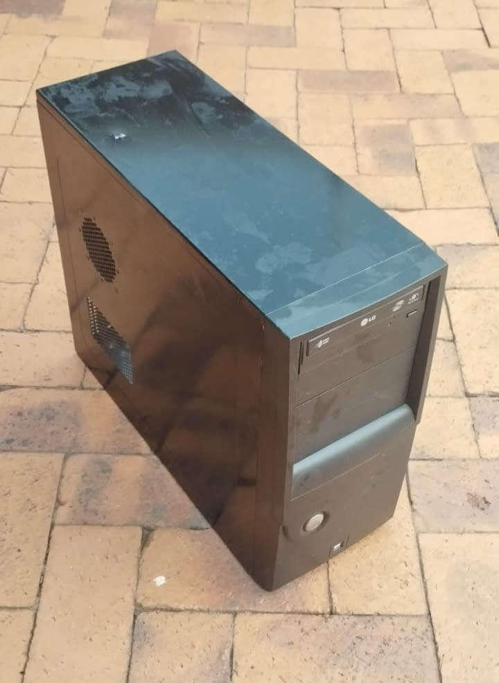 2X Black Mid Tower ATX Computer Cases For Sale