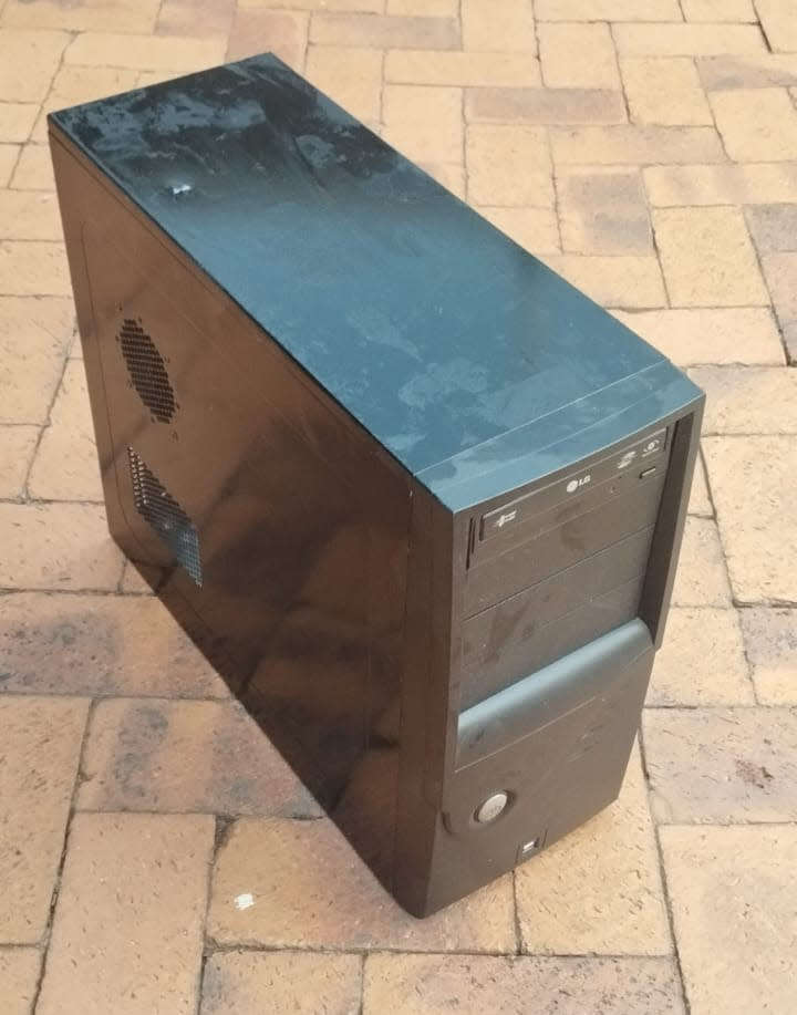 2X Black Mid Tower ATX Computer Cases For Sale