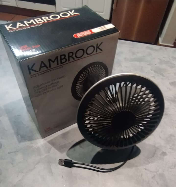 Kambrook Tabletop USB Powered Small Fan
