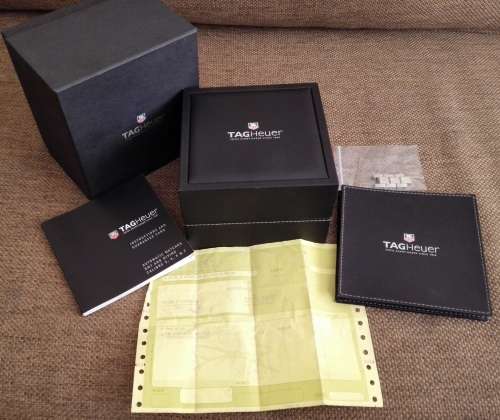 Original TAG Heuer AquaRacer 500m Calibre 5 Automatic - Pristine condition - with box and paperwork