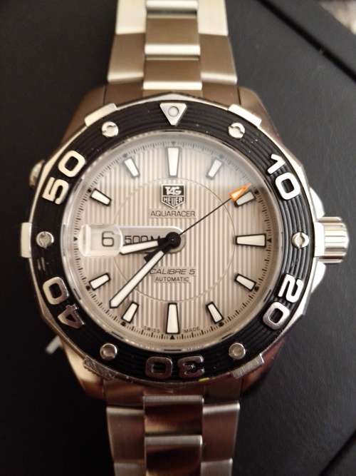 Original TAG Heuer AquaRacer 500m Calibre 5 Automatic - Pristine condition - with box and paperwork