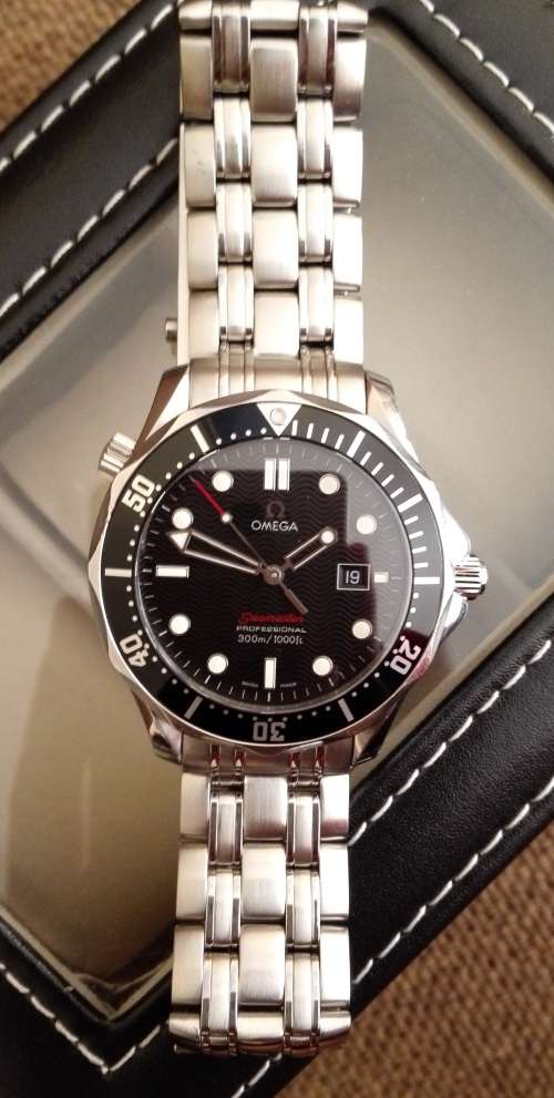 Original RED Omega Seamaster Pro Diver 300m - Pristine condition