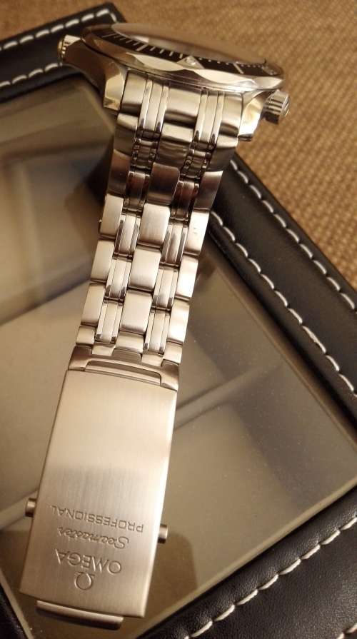 Original RED Omega Seamaster Pro Diver 300m - Pristine condition