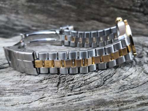 TAG Heuer Ladies 2000 Series Professional Quartz 30mm Complete box and paperwork