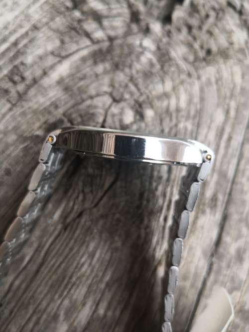 Valentine specials: BRAND NEW CITIZEN Ladies Quartz 36mm with gift box - Bid per an item