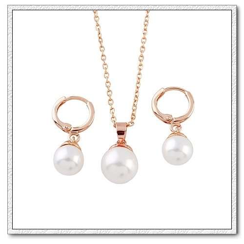 Pearl Jewelry Set ~ Copper with 18KGP~ Fashion Jewellery Settings ~Pendant & Earrings~ FREE NECKLACE