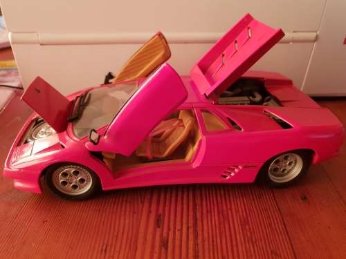 Lamborghini Diablo 1/18 scale