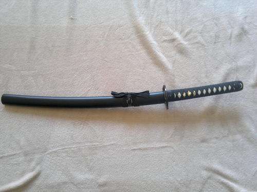 SAMURAI  SWORD - 82cms - FULL TANG - BLOOD GROOVE - SHARP - PAUL CHEN TSUBA