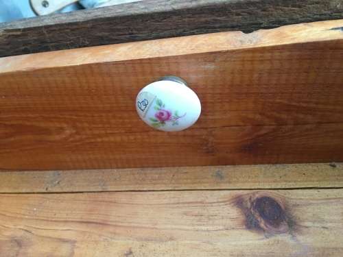 STUNNING OLD ORIGIN PINE KIST WITH TWO DRAWERS