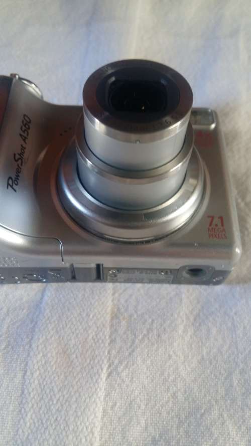 WOW !!! PowerShot A560 Canon digital camera