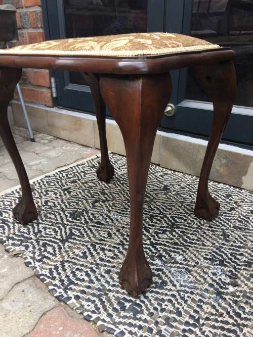 STUNNING RERURBISHED IMBUIA DRESSING TABLE STOOL