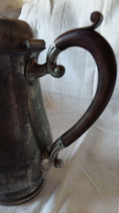 MANOR PERIOD T.W & CO LTD SHEFFIELD PEWTER COFFEE POT