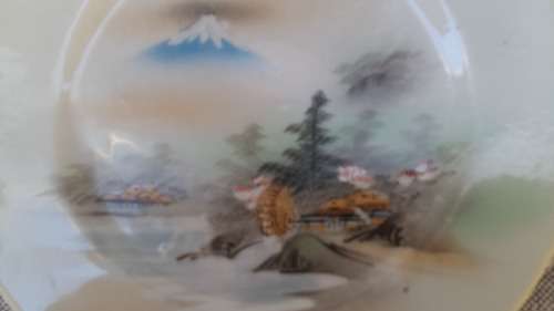 Beautiful. Japanese Plate with waterwheel and Mount Fuji unsigned