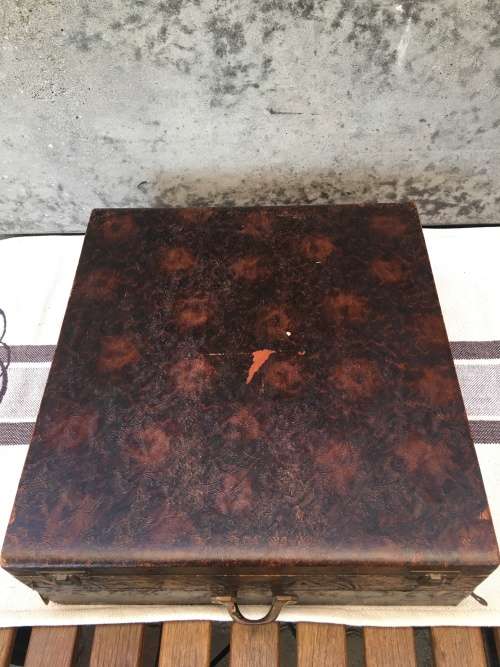 WOW !!!! A BEAUTIFUL CASED WELLNER SILVER PLATE CUTLERY CANTEEN all clearly marked