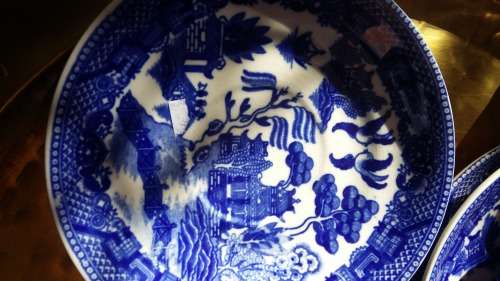 COLLEENCH76 ONLY   3 x Vintage 1940s Blue Willow Porcelain Tea Trio made in Japan