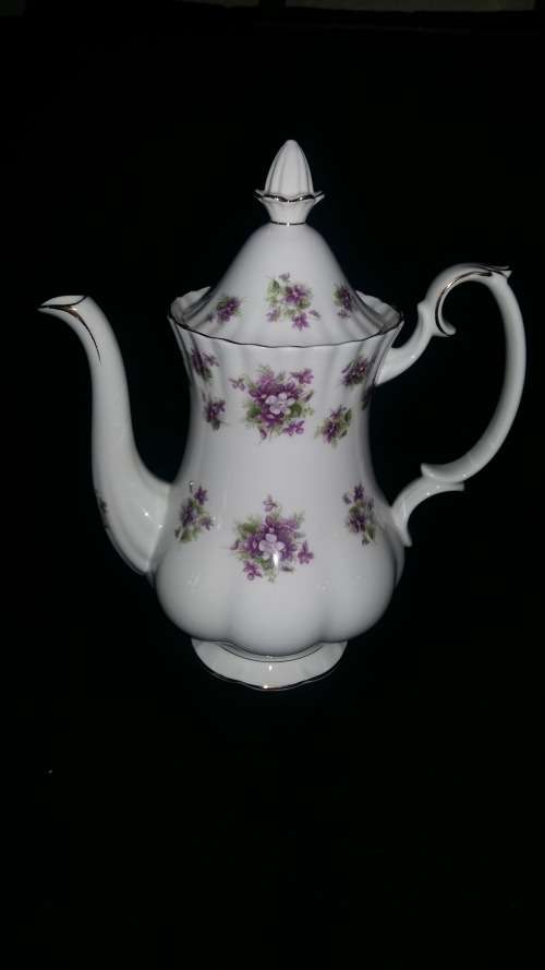 Royal Albert c 1960s rare "Sweet Violets" Coffee Pot, 23cm high