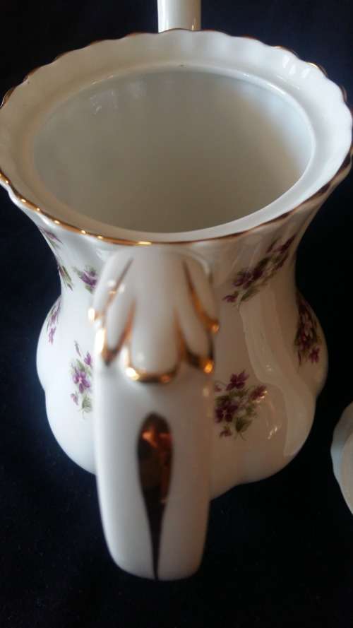 Royal Albert c 1960s rare "Sweet Violets" Coffee Pot, 23cm high