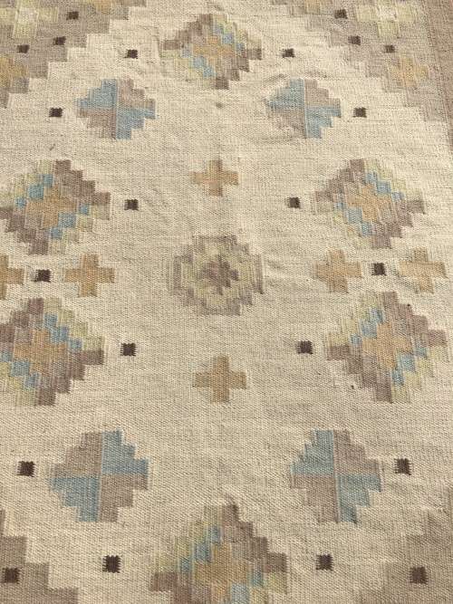 GORGEOUS NEUTRAL TONES  KELIM PERSIAN CARPET 1870 x 1400mm