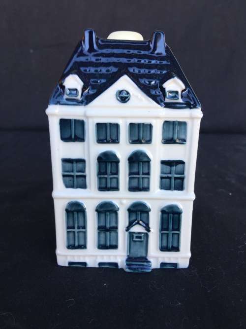 DELFT PORCELAIN KLM HOUSE NUMBERED No 48 sealed and full