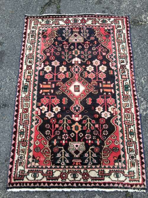 GORGEOUS GENUINE ANTIQUE WOOL HAND KNOTTED TRIBAL HAMADAN PERSIAN CARPET  1600 X 1035mm