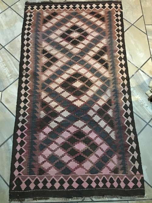 GORGEOUS PERSIAN SHIRAZ KELIM RUNNER  1880 X 1030mm