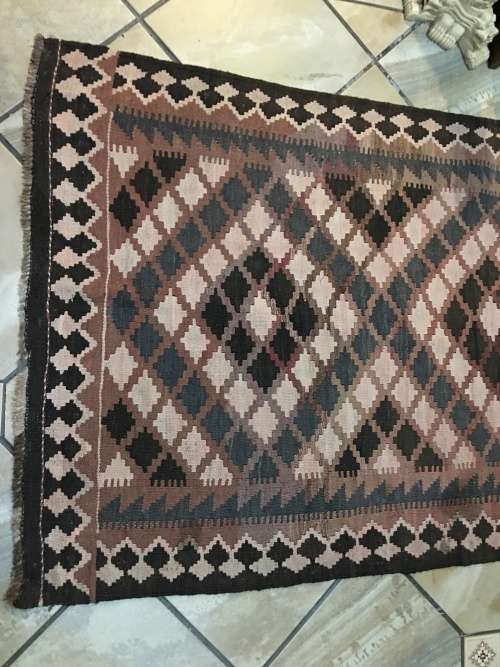 GORGEOUS PERSIAN SHIRAZ KELIM RUNNER  1880 X 1030mm