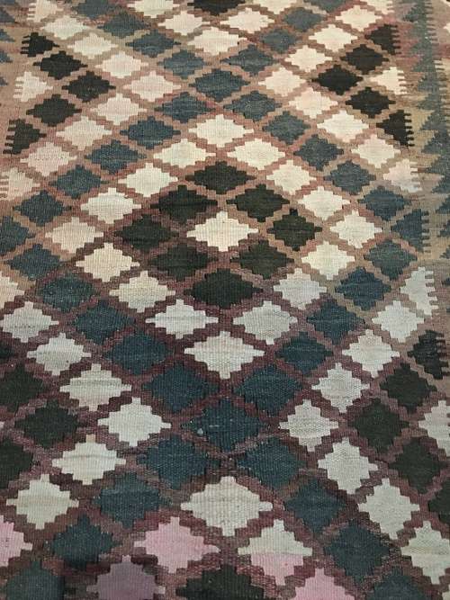 GORGEOUS PERSIAN SHIRAZ KELIM RUNNER  1880 X 1030mm