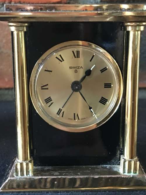 WOW !!!! STUNNING VINTAGE SWIZZA 8 BEDSIDE ALARM CLOCK IN PERFECT WORKING ORDER
