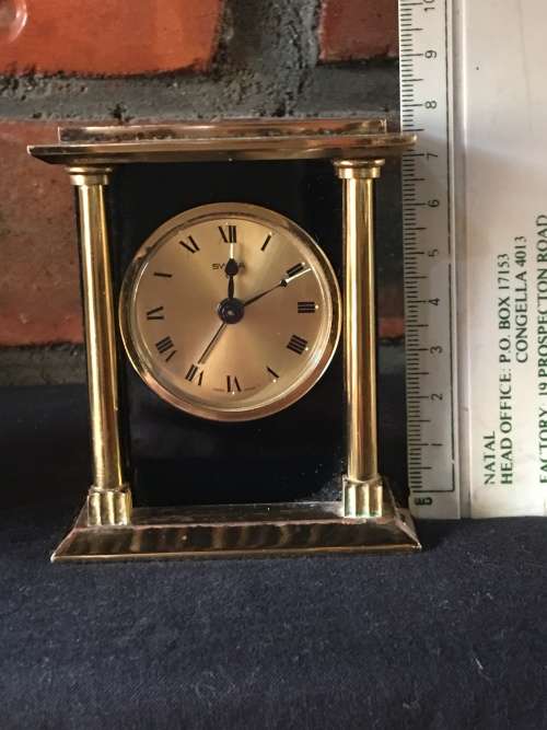 WOW !!!! STUNNING VINTAGE SWIZZA 8 BEDSIDE ALARM CLOCK IN PERFECT WORKING ORDER