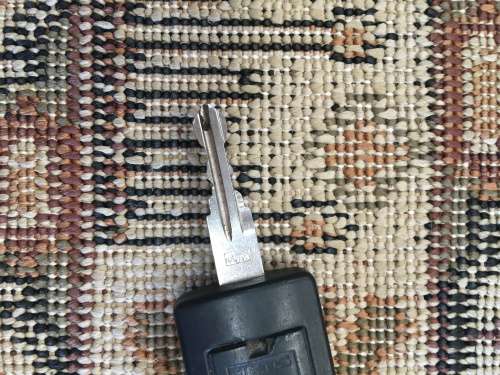 GORGEOUS BEIGE PERSIAN STYLE CARPET 2180 X 1450mm