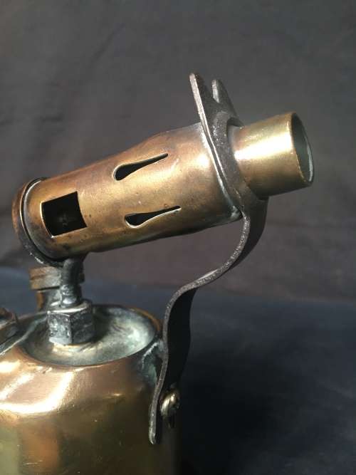A VINTAGE BRASS PRIMUS BURNER No 630 MADE IN SWEDEN in outstanding condition