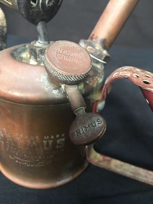 A VINTAGE BRASS PRIMUS BURNER No 630 MADE IN SWEDEN in good used condition