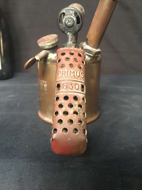A VINTAGE BRASS PRIMUS BURNER No 630 MADE IN SWEDEN in good used condition