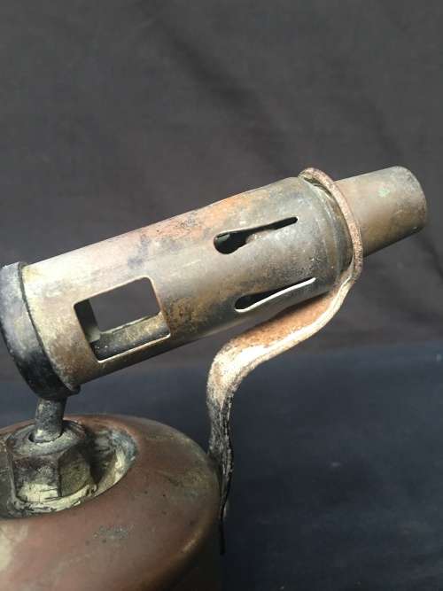 A VINTAGE BRASS PRIMUS BURNER No 630 MADE IN SWEDEN in good used condition