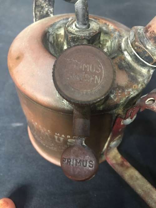 A VINTAGE BRASS PRIMUS BURNER No 630 MADE IN SWEDEN in good used condition