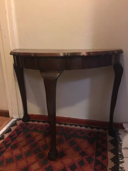 WOW !!! STUNNING VINTAGE EXTRA LARGE IMBUIA BALL & CLAW HALF MOON OCCASIONAL TABLE