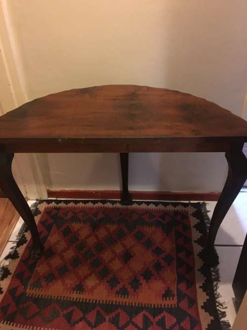 WOW !!! STUNNING VINTAGE EXTRA LARGE IMBUIA BALL & CLAW HALF MOON OCCASIONAL TABLE