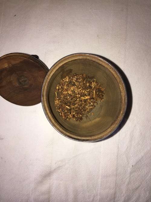 WOW !!! STUNNING ANTIQUE SOLID WALNUT TOBACCO JAR WITH A WOODEN CARVED LION ON THE LID