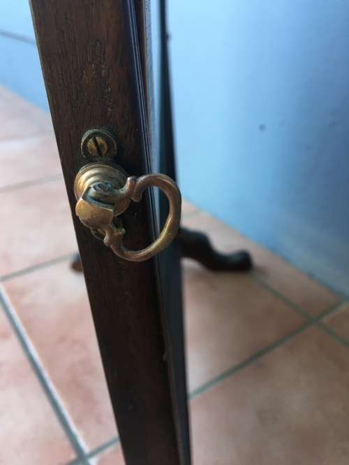 STUNNING ANTIQUE VICTORIAN MAHOGANY INLAID SHAVING MIRROR WITH BRASS FINIALS AND DETAILING
