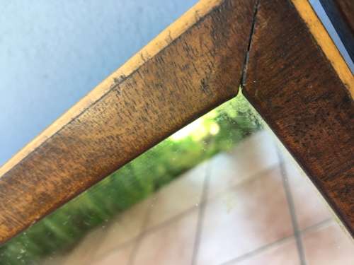 STUNNING ANTIQUE VICTORIAN MAHOGANY INLAID SHAVING MIRROR WITH BRASS FINIALS AND DETAILING