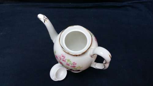 ULTRA RARE ROYAL ALBERT 1930s " NOSEGAY" 2 CUP COFFEE POT WITH LID. REG NO 839142