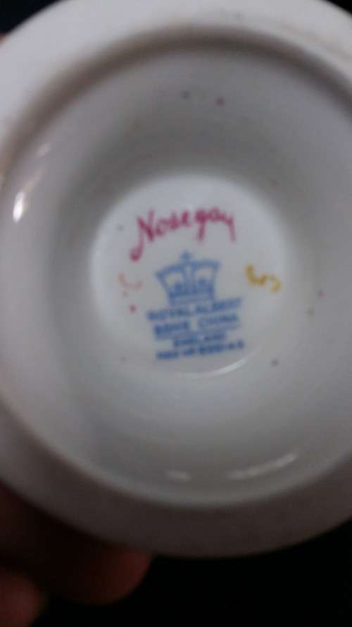 ULTRA RARE ROYAL ALBERT 1930s " NOSEGAY" 2 CUP COFFEE POT WITH LID. REG NO 839142