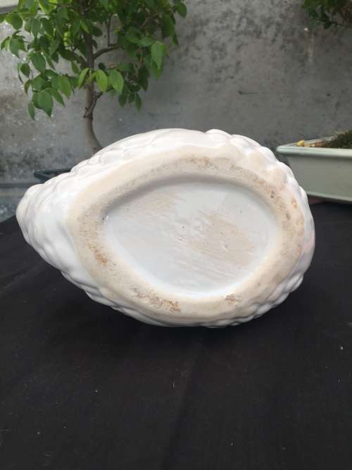 WOW !!! STUNNING LARGE CERAMIC MOTHER OF PEARL FINISH DECORATIVE SWAN / VASE