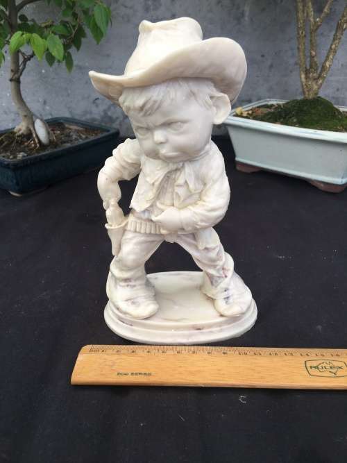 WOW !!! STUNNING LE RON STYLE RESIN STATUE OF A YOUNG COWBOY IN BAD MOOD